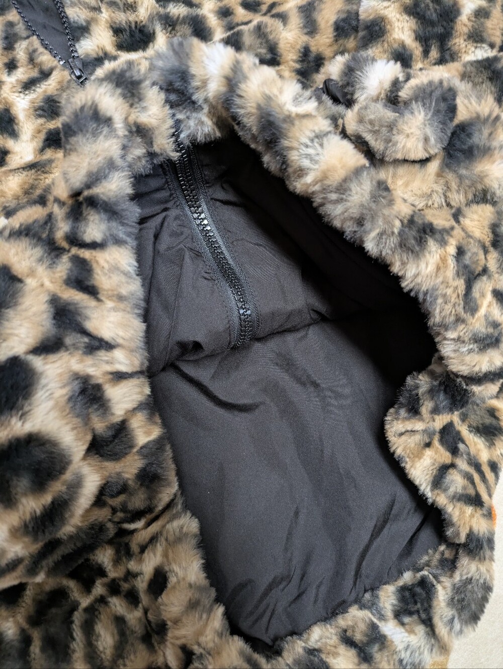 H&M Leopard Print Faux Fur Hooded Jacket - Oversized Size Small - Picture 7 of 9